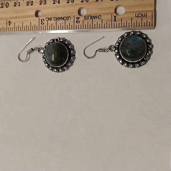 Labradorite earrings - Picture 5 of 5